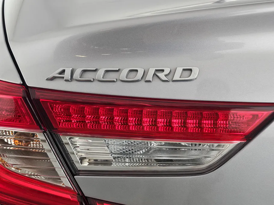 هوندا اكورد LX 2022 