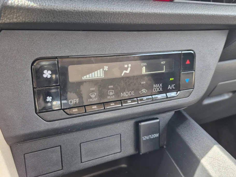 2024 Toyota Yaris  Y 