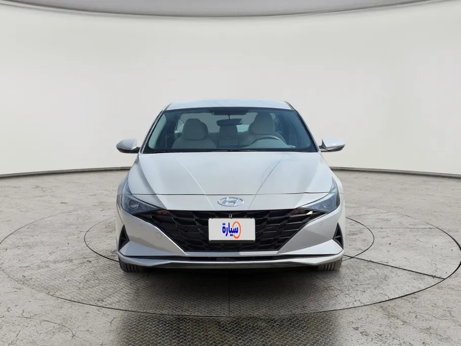 2023 Hyundai Elantra Smart 