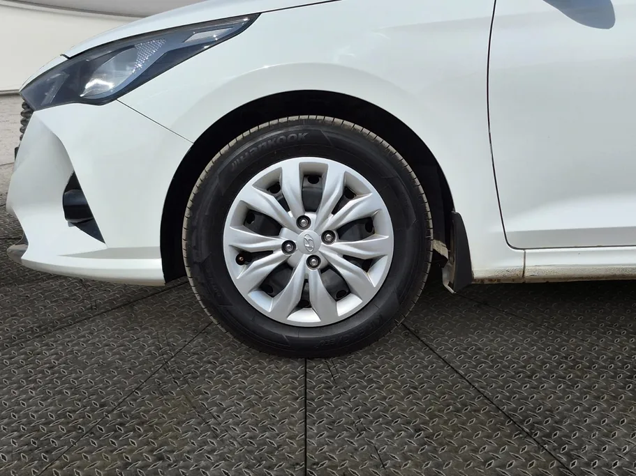 2023 Hyundai Accent Smart 