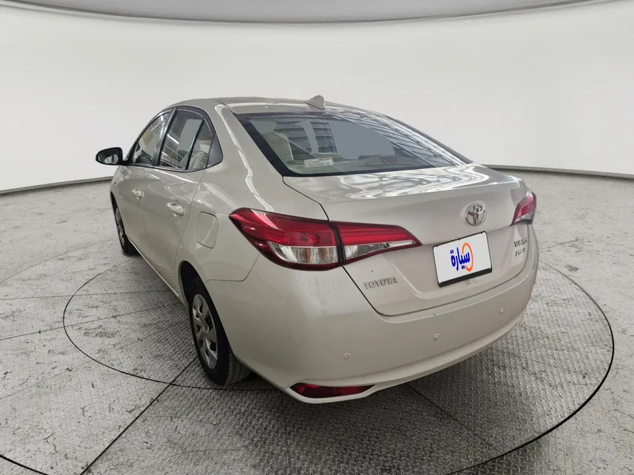 2019 Toyota Yaris  Y 