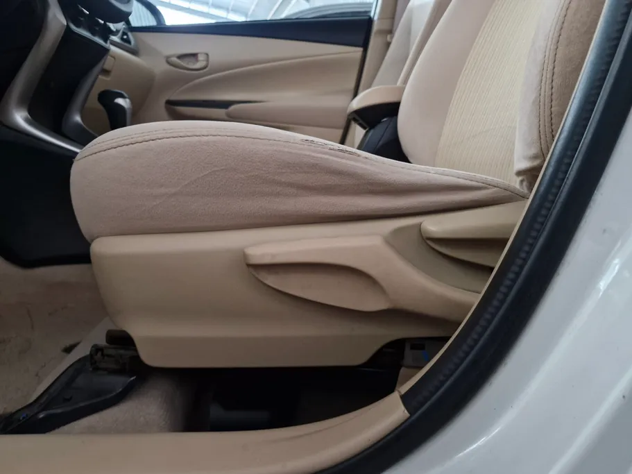 2019 Toyota Yaris  Y 