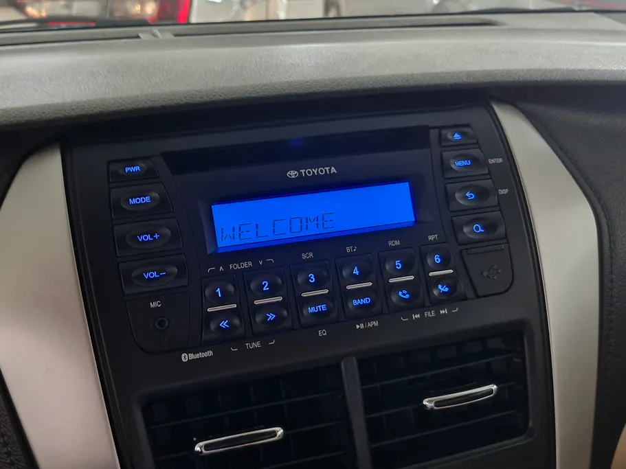 2019 Toyota Yaris  Y 