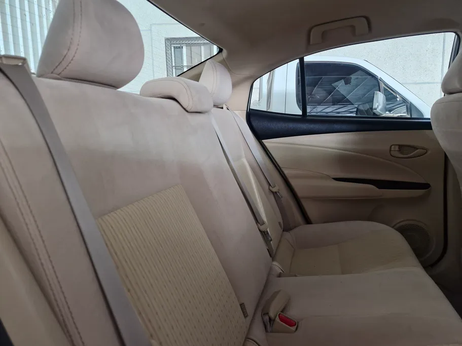 2019 Toyota Yaris  Y 