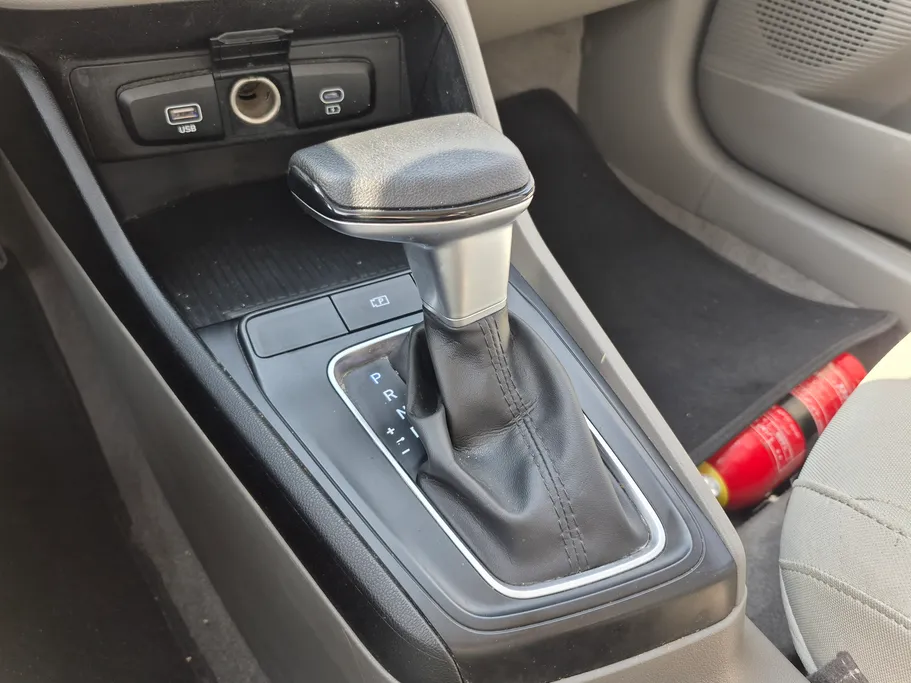 2024 Hyundai Accent Fleet 