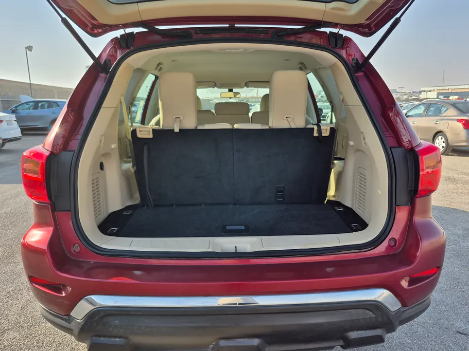 2019 Nissan Pathfinder S 