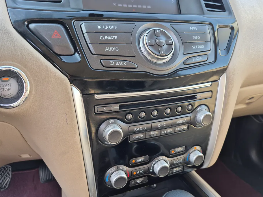 2019 Nissan Pathfinder S 