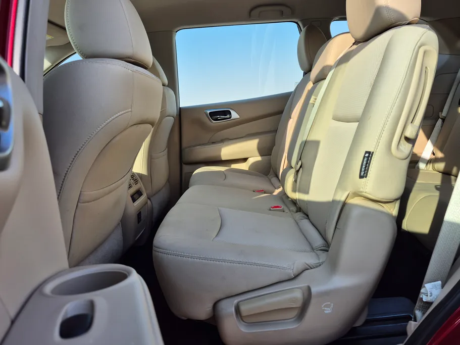2019 Nissan Pathfinder S 