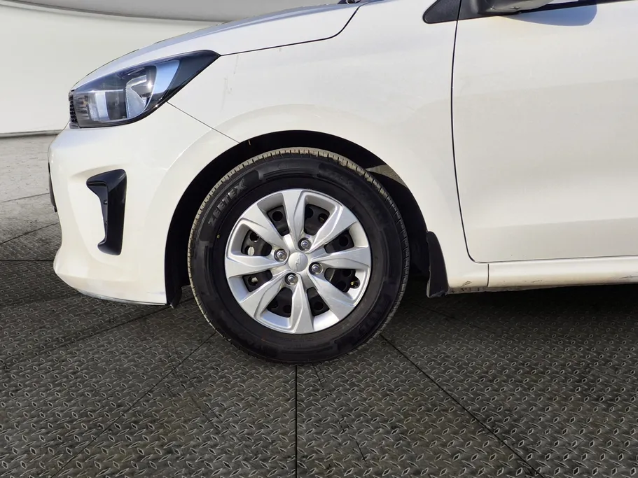 2023 Kia Pegas LX 