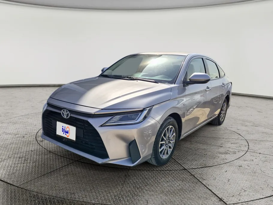 2023 Toyota Yaris  Y 