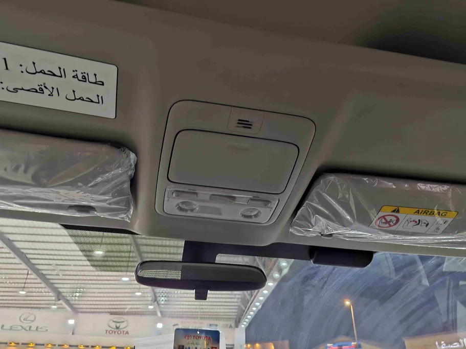 تويوتا هايس ركاب سقف عالي 2026 