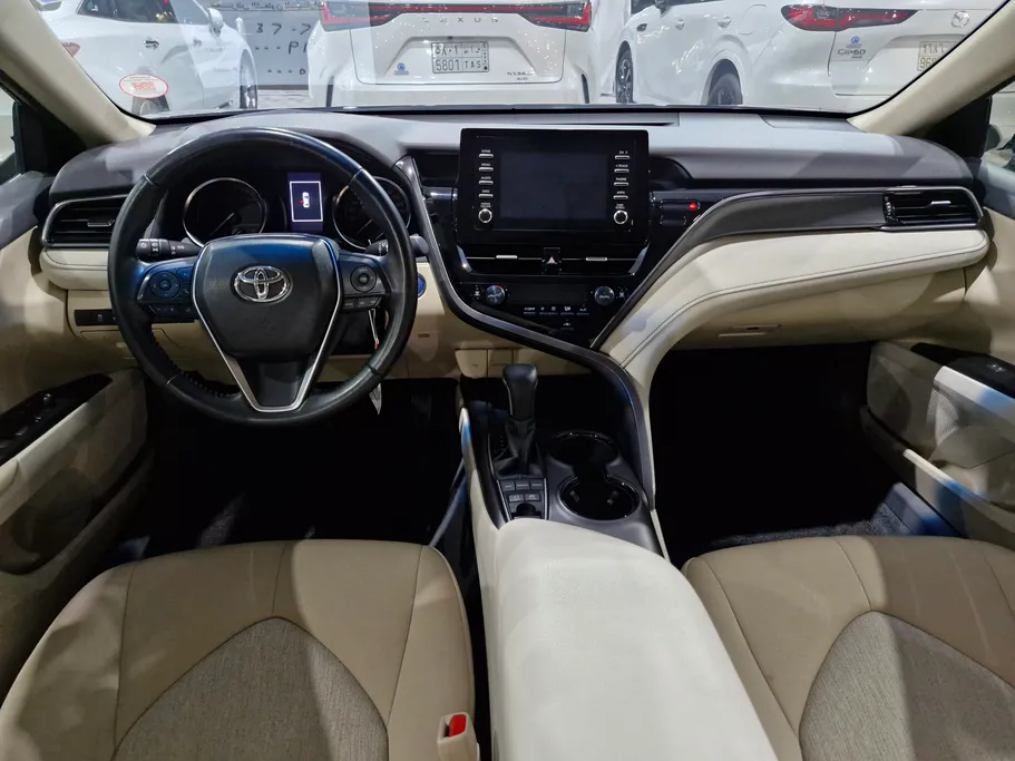 2024 Toyota Camry  GLE HEV  