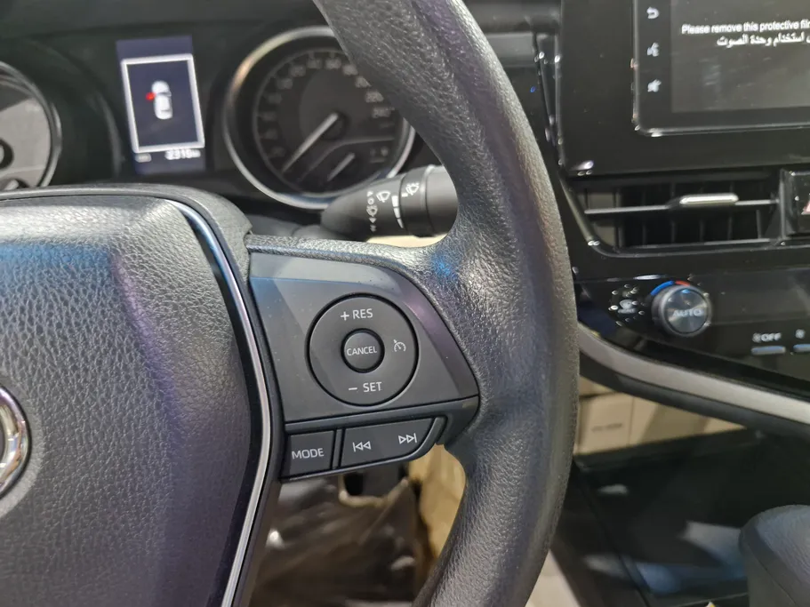 2023 Toyota Camry  LE HEV 