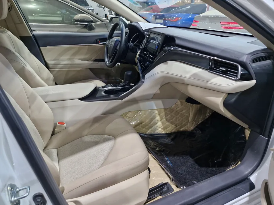 2023 Toyota Camry  LE HEV 