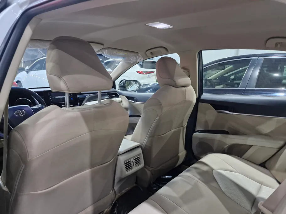 2023 Toyota Camry  LE HEV 