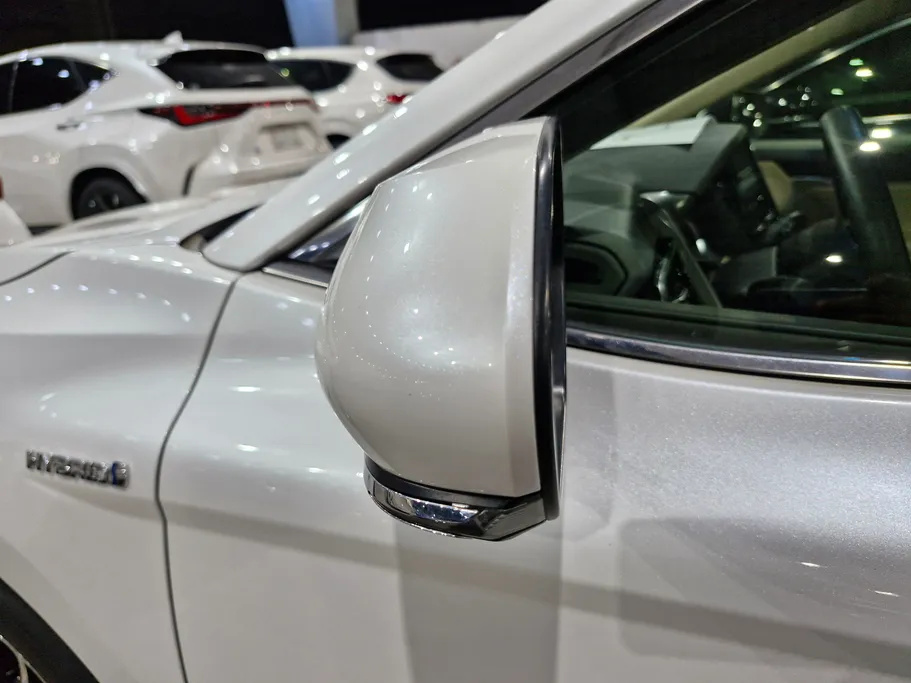 2023 Toyota Camry  LE HEV 