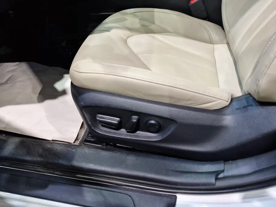 2021 Toyota Avalon Touring 