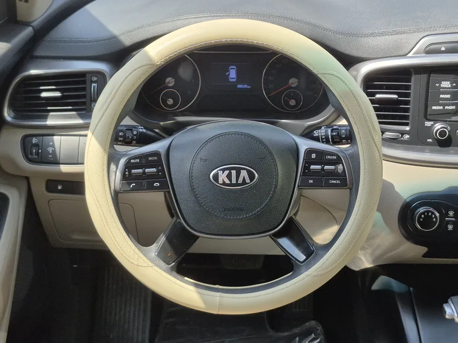 2018 Kia Sorento GL 