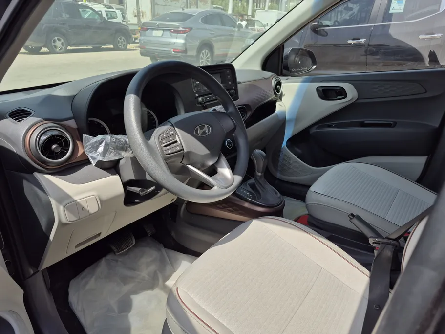 هيونداي Grand i10 سمارت 2024 