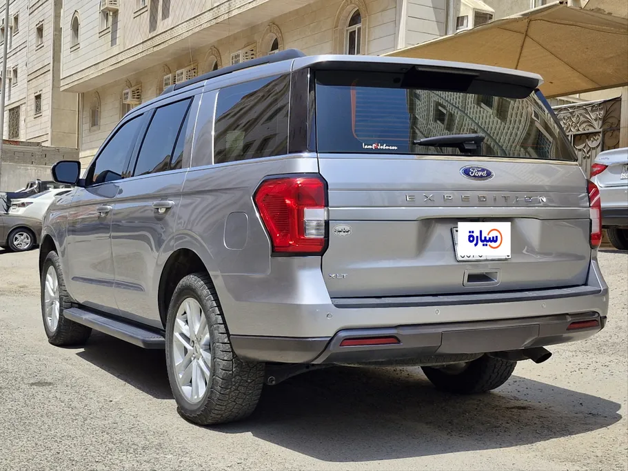 2024 Ford Expedition XLT 