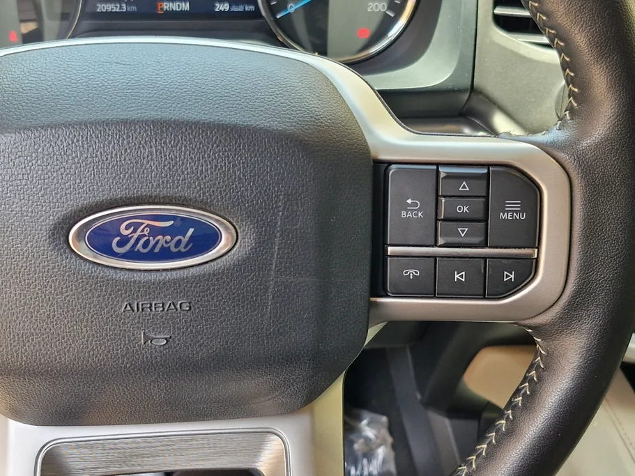 2024 Ford Expedition XLT 