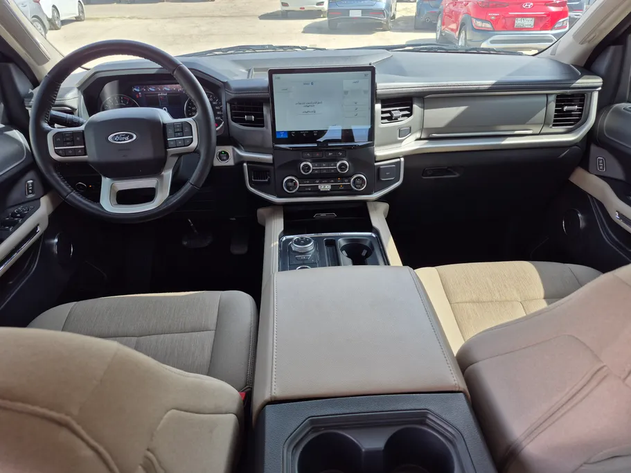 2024 Ford Expedition XLT 