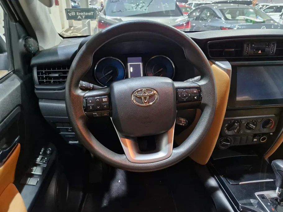 2025 Toyota Fortuner GX2 