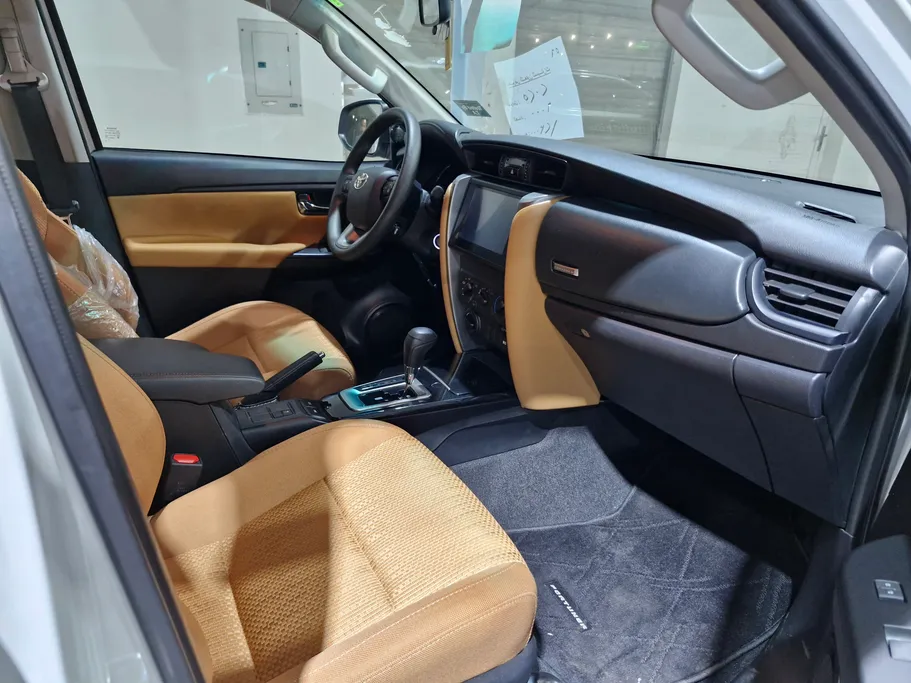 2025 Toyota Fortuner GX2 