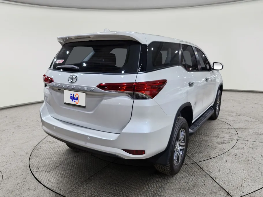 2025 Toyota Fortuner GX2 