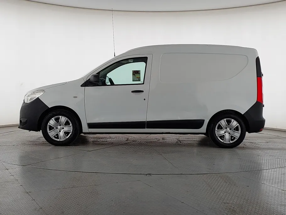 2021 Renault Docker Van بضاعة 