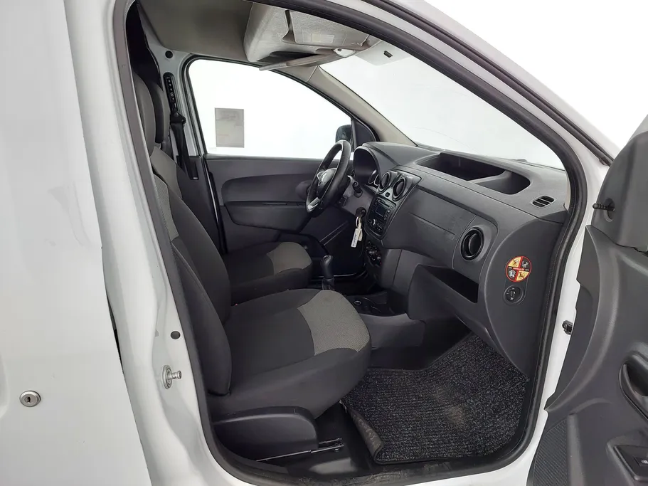 2021 Renault Docker Van بضاعة 