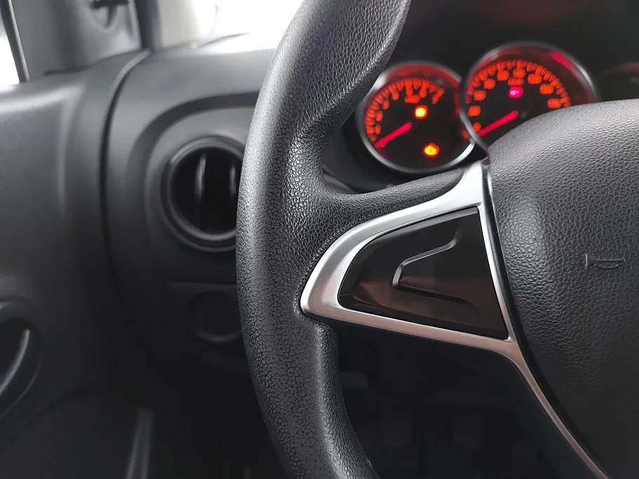 2021 Renault Docker Van بضاعة 