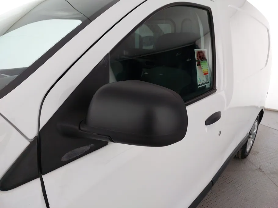 2021 Renault Docker Van بضاعة 
