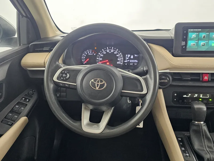 2024 Toyota Yaris  Y 