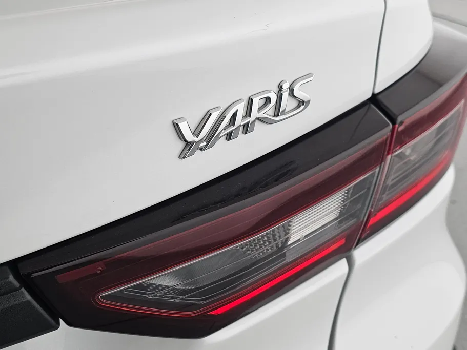 2024 Toyota Yaris  Y 