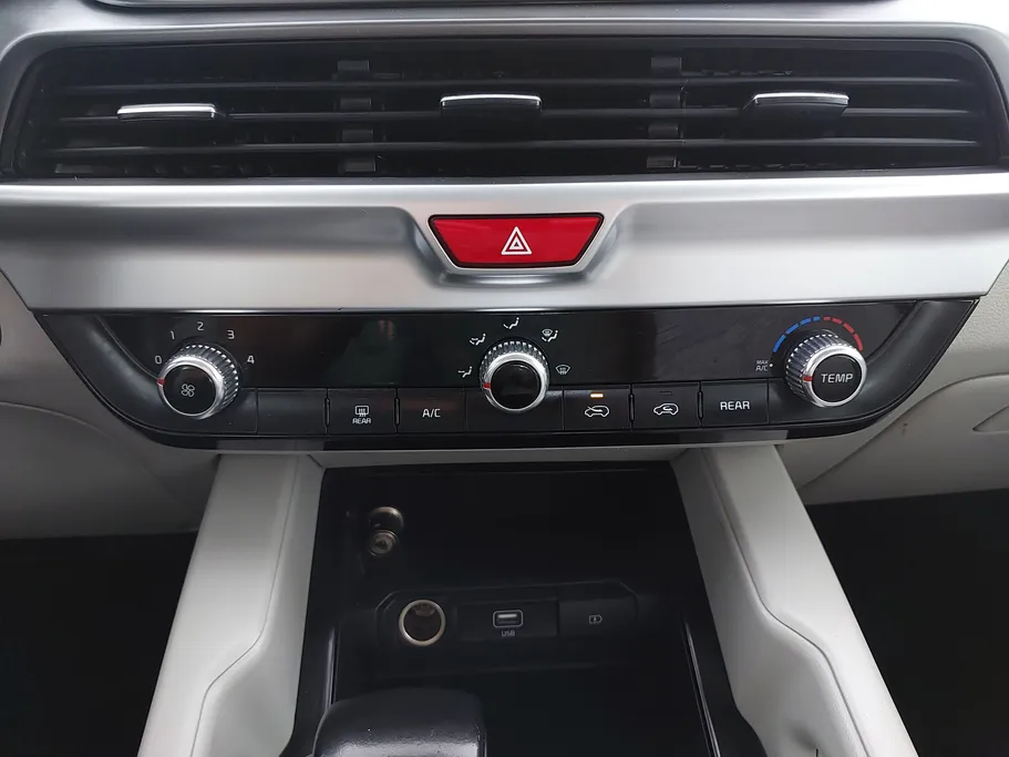 2022 Kia Telluride LX 