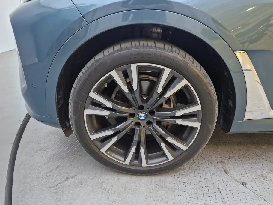 بي ام دبليو الفئة اكس 7 xDrive 40i	 2023 