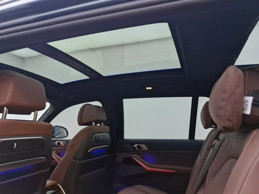 بي ام دبليو الفئة اكس 7 xDrive 40i	 2023 