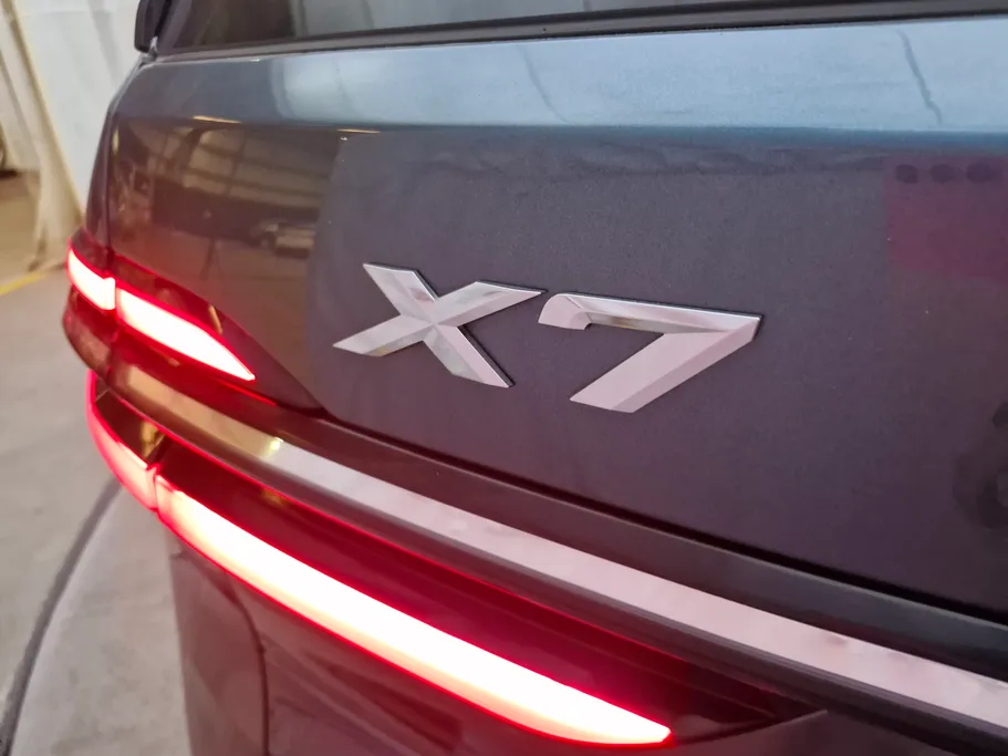 بي ام دبليو الفئة اكس 7 xDrive 40i	 2023 