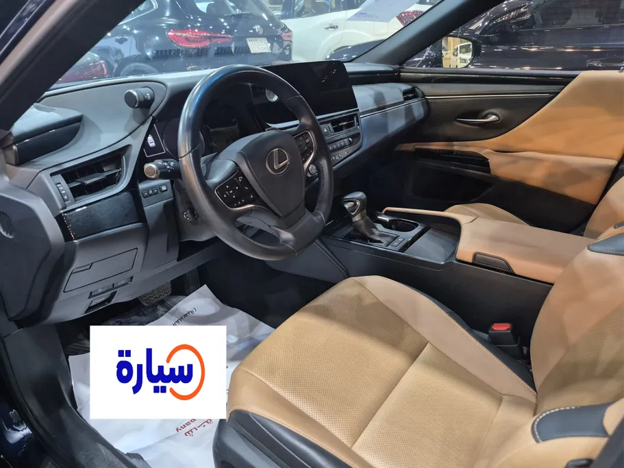 2023 Lexus ES 300 H 