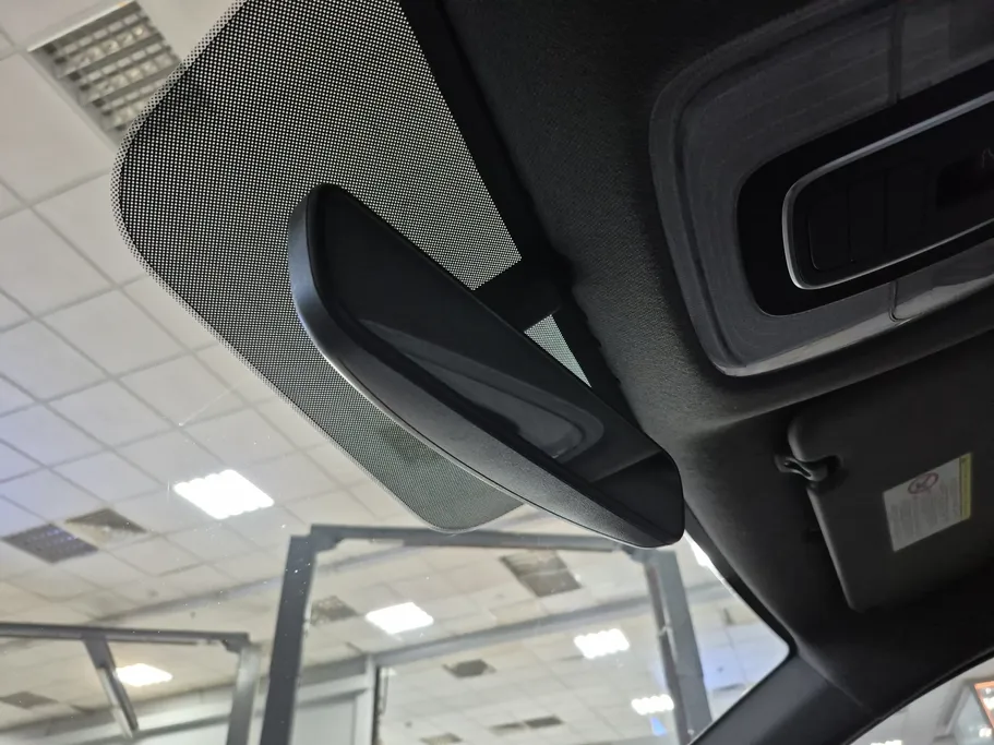 2023 Hyundai Elantra Comfort 