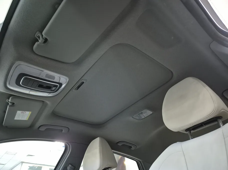 2023 Hyundai Elantra Comfort 