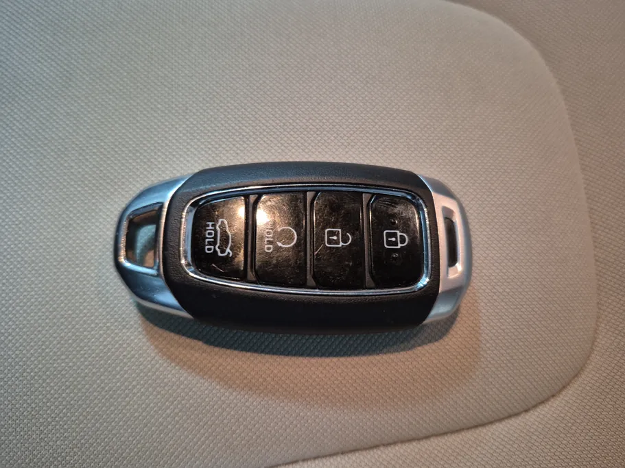 2023 Hyundai Elantra Comfort 