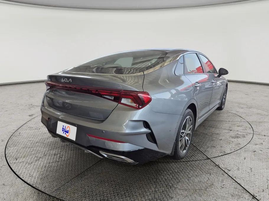 2022 Kia K5 LX 