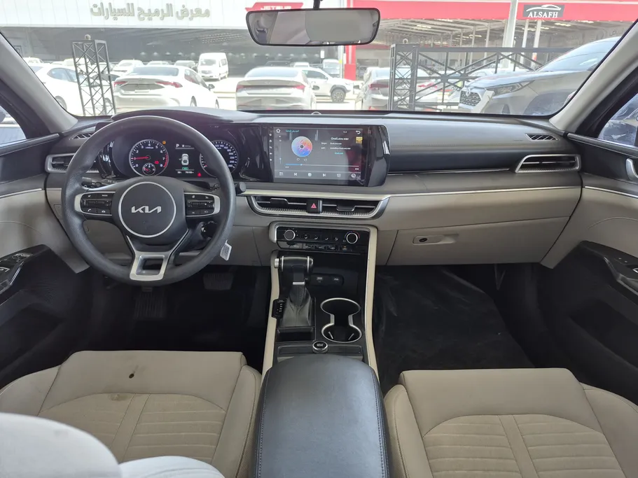 2022 Kia K5 LX 
