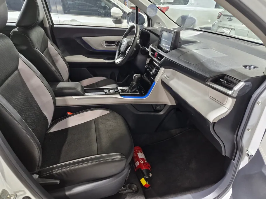 2024 Toyota Veloz GLX 