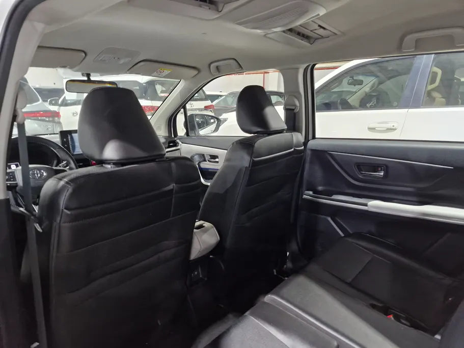2024 Toyota Veloz GLX 