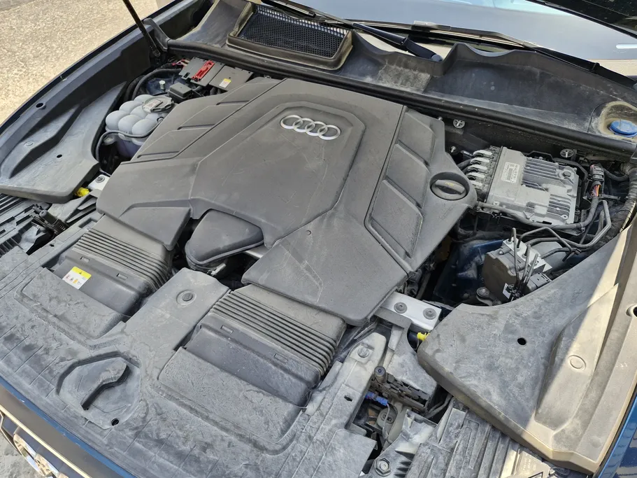 2021 Audi Q8  55 TFSI quattro 
