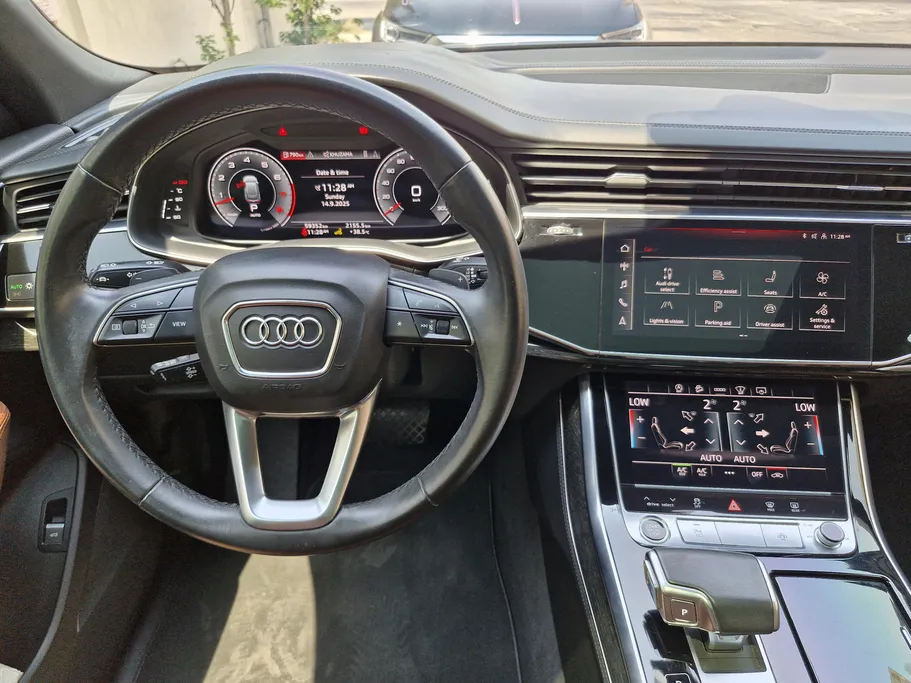2021 Audi Q8  55 TFSI quattro 
