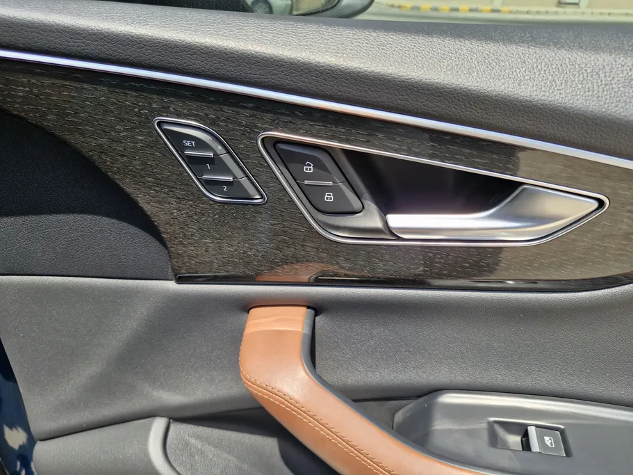2021 Audi Q8  55 TFSI quattro 